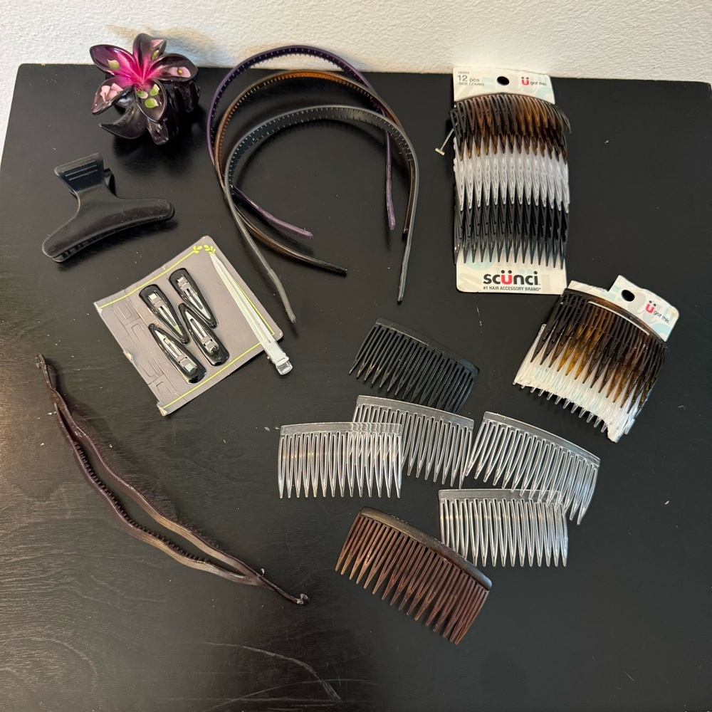 Bundle set of 35 hair clips
